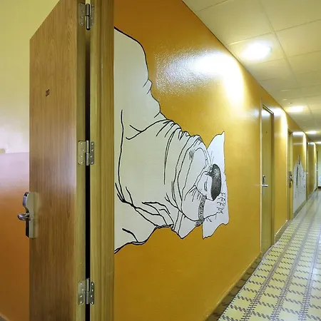 Hostel Equity Point Hostel Girona
